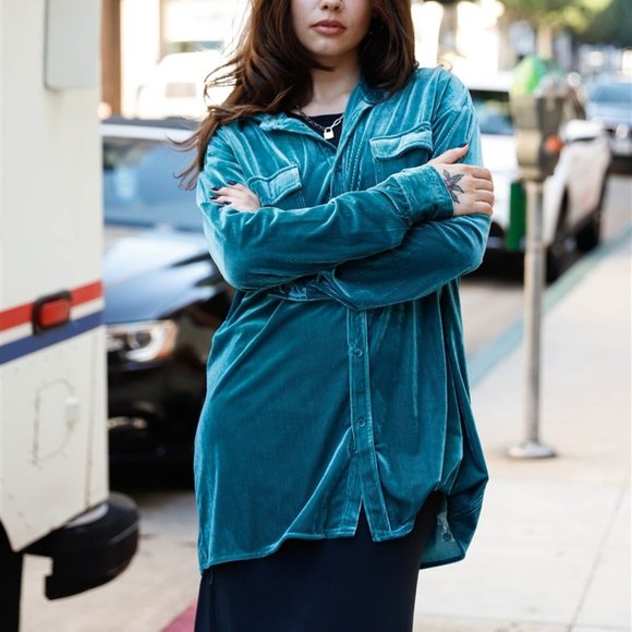 Teal Corduroy Velvet Oversized Shirt - Picture 6 of 7
